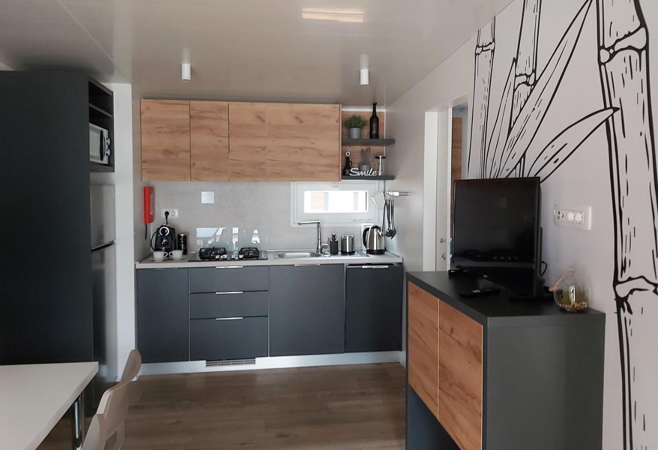 Mobile Home Sole Biograd Na Moru Exterior photo